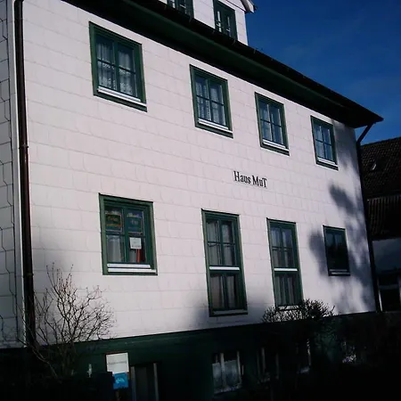 Haus Mut